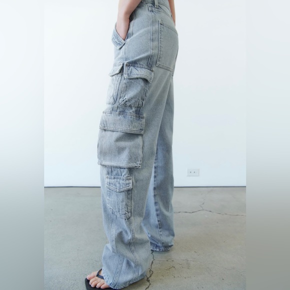 Zara Mid-Rise Baggy Cargo Jeans size 4 and size 6 Both NWT - Picture 5 of 11